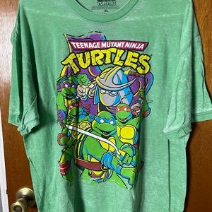 Teenage Mutant Ninja Turtles Shirt (XL)